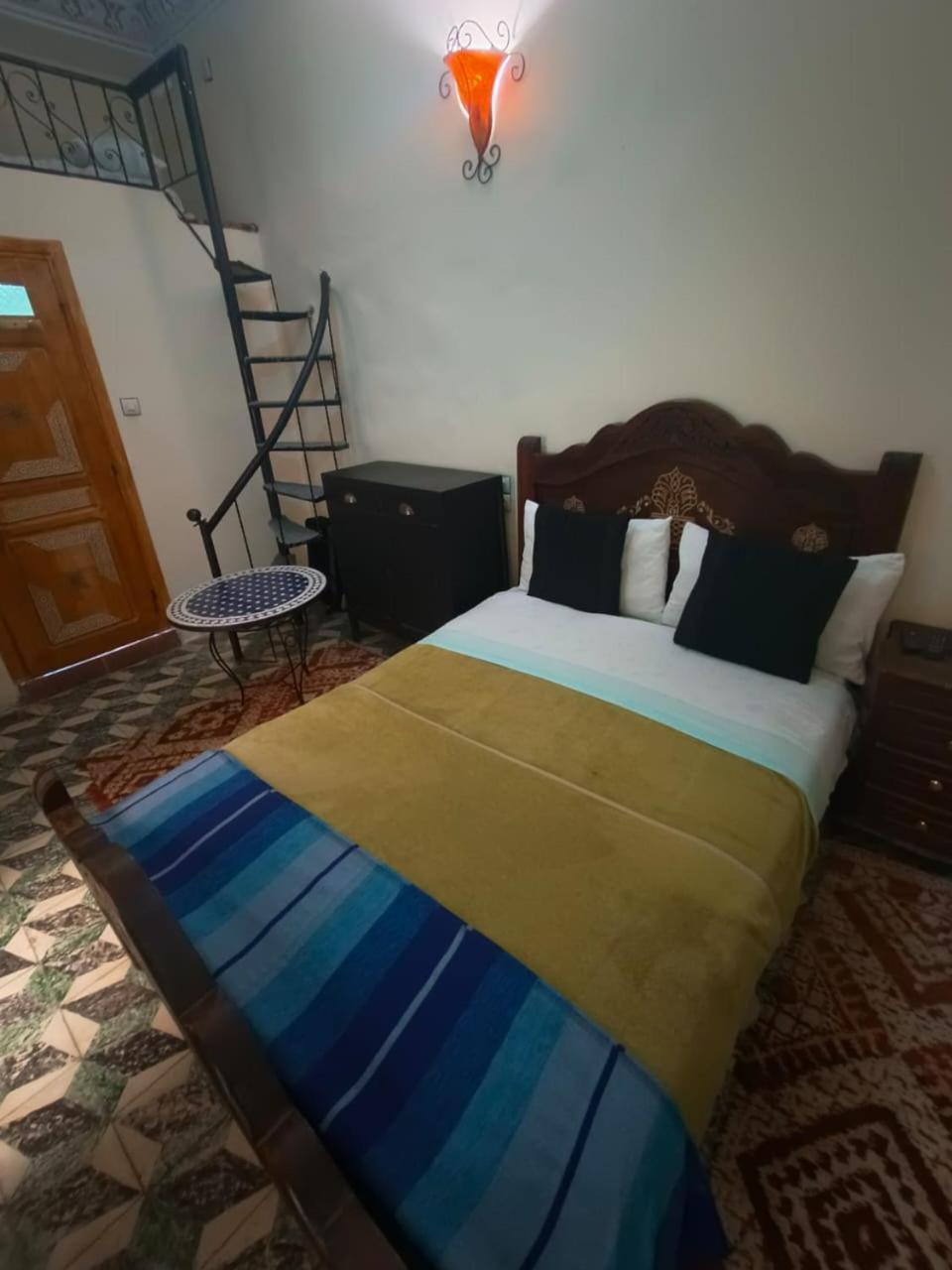 Riad Lala Drissia Fez Bagian luar foto